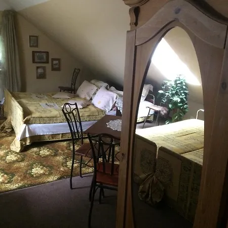 Orzechowe Wzgorze Lantgård